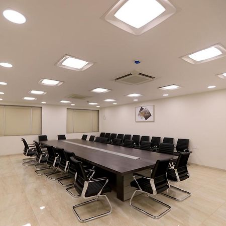 Apricot Hotel , Ahmedabad Extérieur photo
