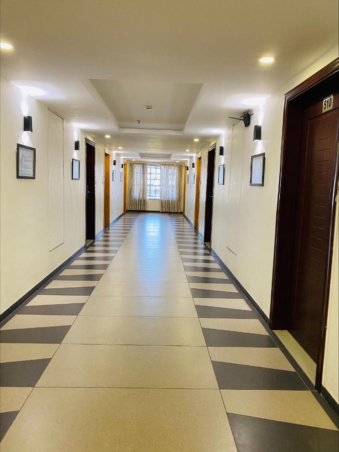 Apricot Hotel , Ahmedabad Extérieur photo