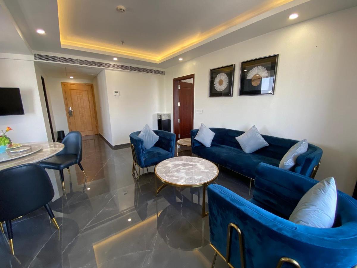Apricot Hotel , Ahmedabad Extérieur photo
