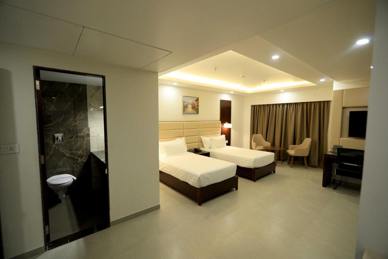 Apricot Hotel , Ahmedabad Extérieur photo
