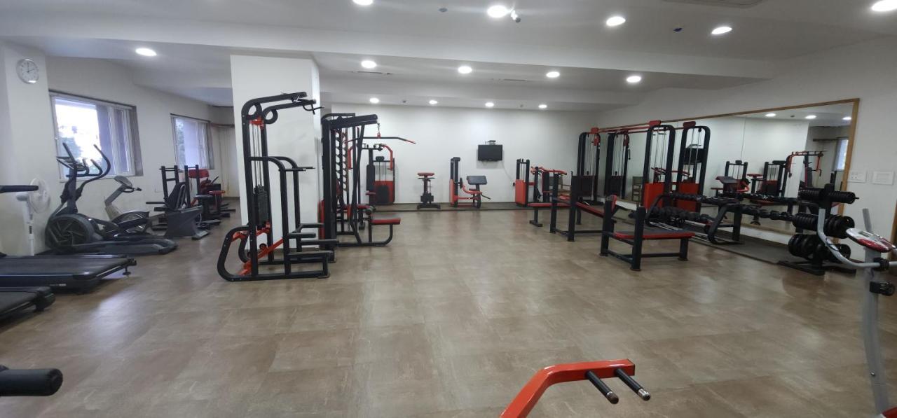 Apricot Hotel , Ahmedabad Extérieur photo