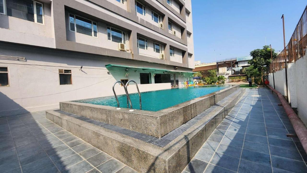 Apricot Hotel , Ahmedabad Extérieur photo